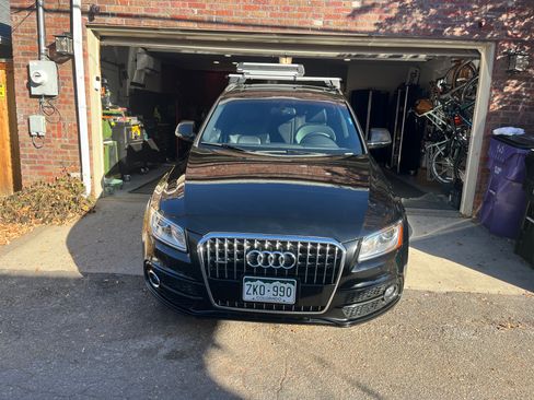 Used 2017 Audi Q5 2.0T Premium Plus w/ Technology Package image 5