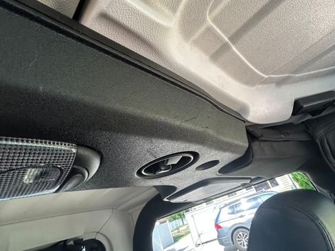 Used 2016 Jeep Wrangler Sahara AWD/4WD image 18