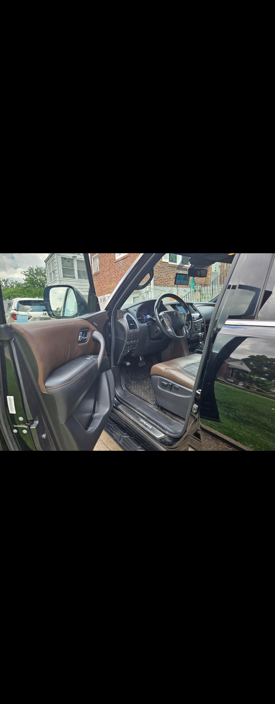 Used 2018 Nissan Armada Platinum w/ Captain Seat Package AWD/4WD image 6