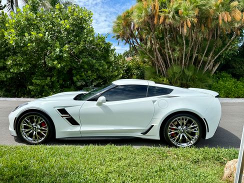 Used 2017 Chevrolet Corvette Grand Sport image 10