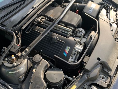 Used 2005 BMW M3 Coupe RWD image 4
