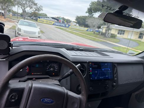 Used 2013 Ford F250 XL image 4