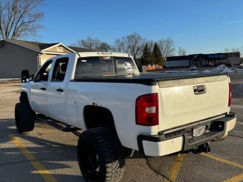 Used 2012 Chevrolet Silverado 2500 LT w/ Interior Plus Package image 2
