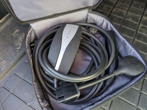 Used 2018 Tesla Model 3 Long Range image 22