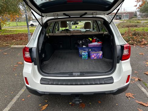 Used 2016 Subaru Outback 2.5i Premium image 21