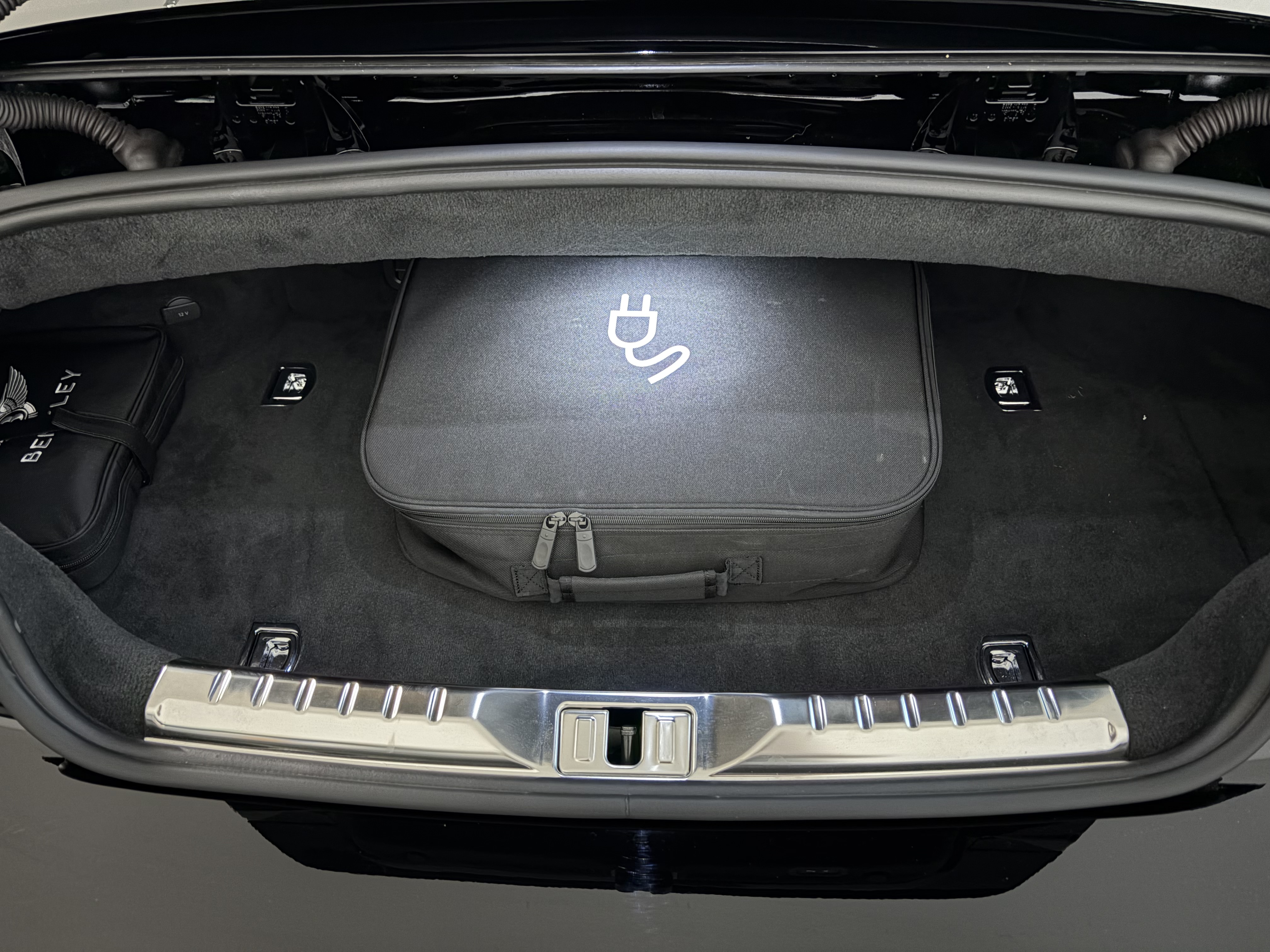 Used 2025 Bentley Continental GT Speed AWD/4WD image 19