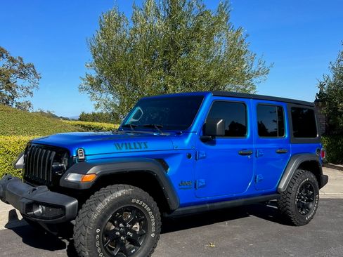 Used 2021 Jeep Wrangler Unlimited Sport image 1