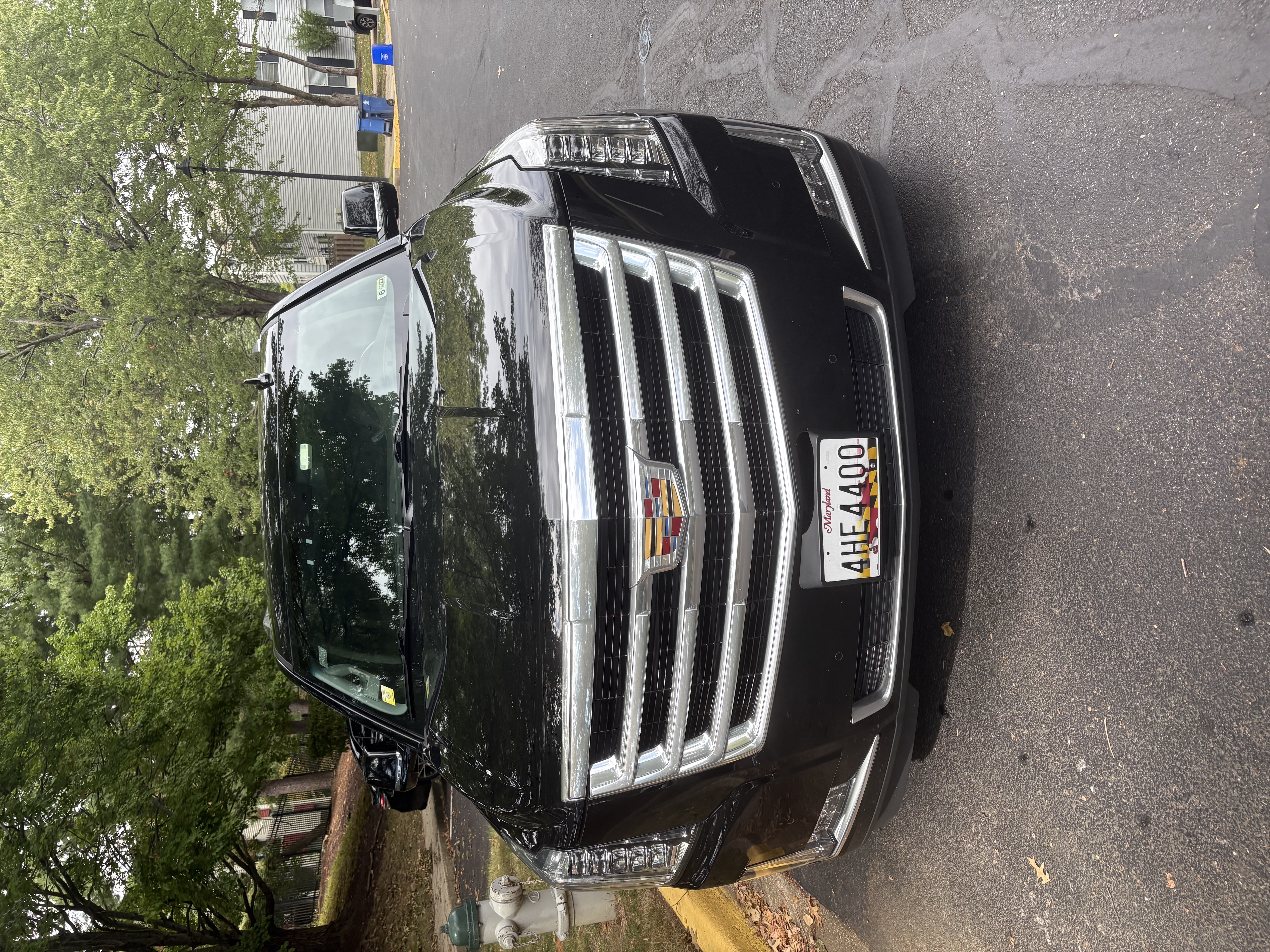 Used 2020 Cadillac Escalade ESV Luxury RWD image 5