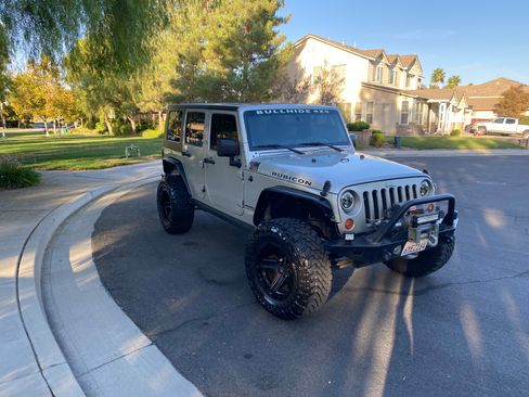 Used 2007 Jeep Wrangler Unlimited Rubicon w/ PWR Convenience Group AWD/4WD image 6