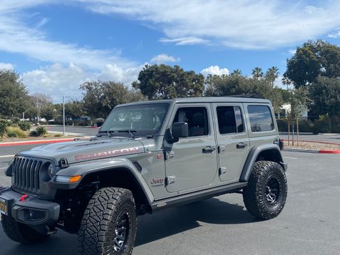 Used 2020 Jeep Wrangler Unlimited Rubicon image 2