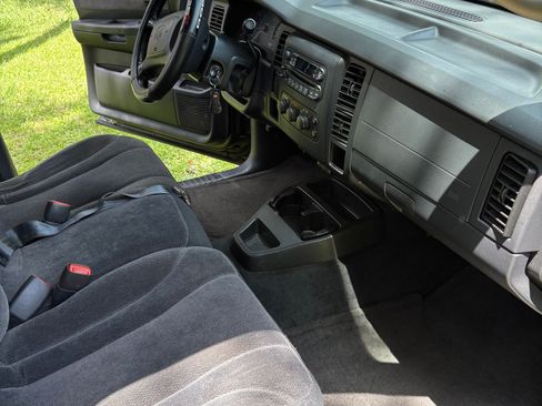 Used 2003 Dodge Dakota Sport RWD image 6
