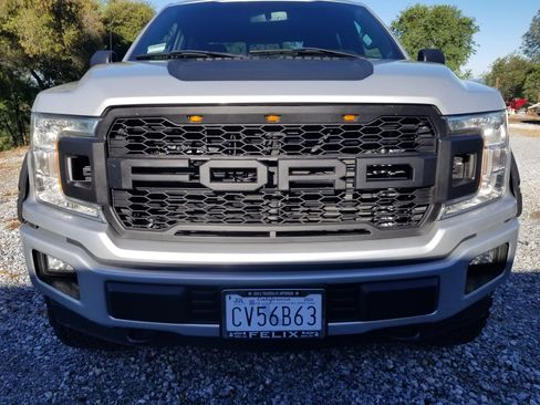 Used 2018 Ford F150 XLT w/ Equipment Group 302A Luxury image 2