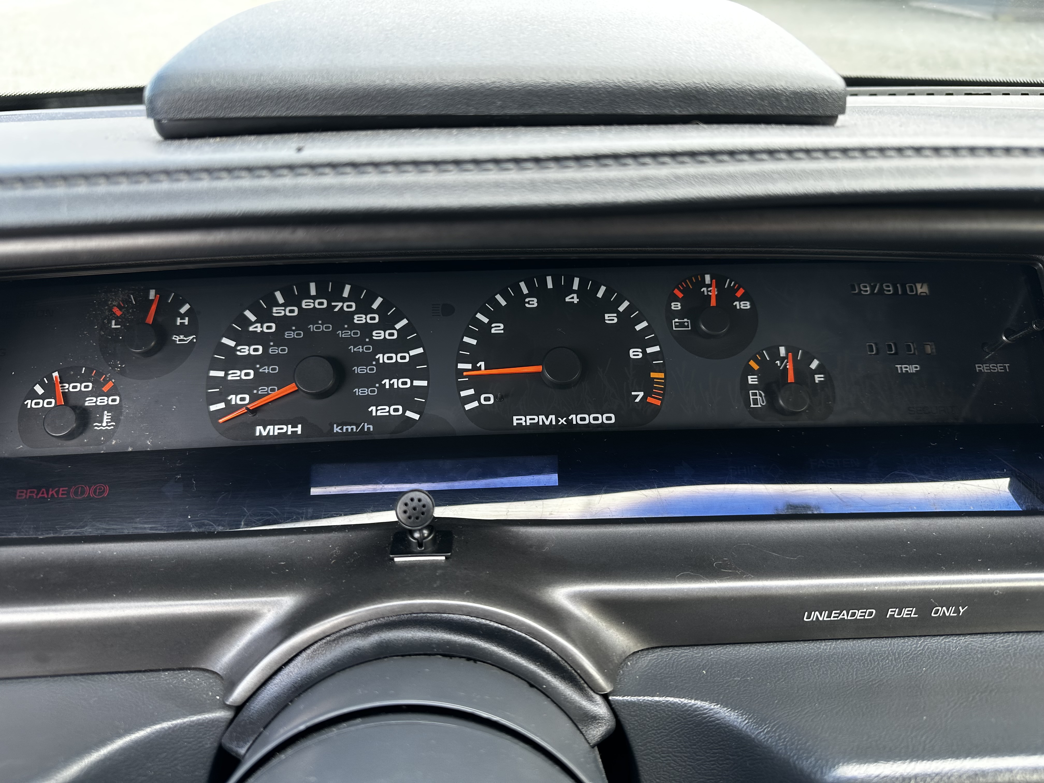 Used 1994 Oldsmobile Cutlass Supreme Convertible FWD image 20