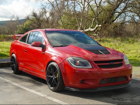 Used 2006 Chevrolet Cobalt SS image 2