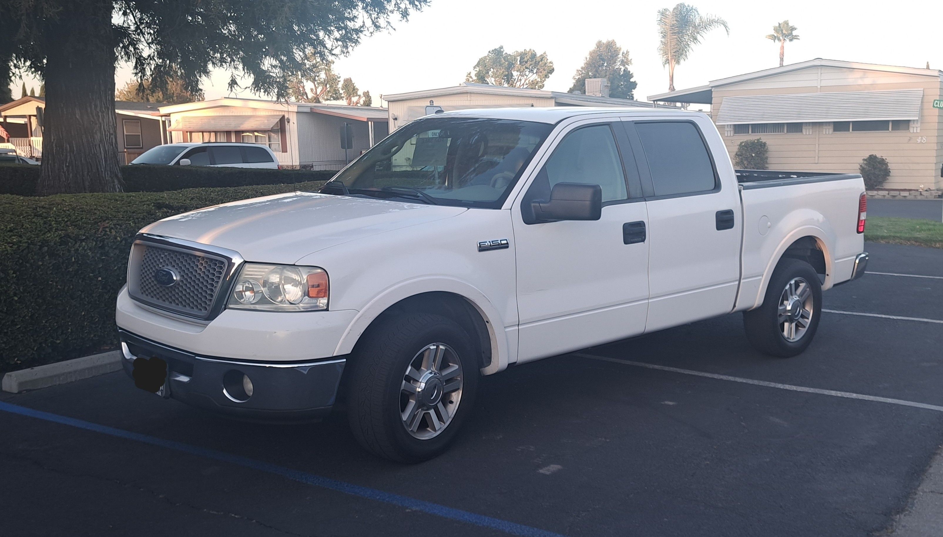 Used 2007 Ford F150 Lariat RWD image 1