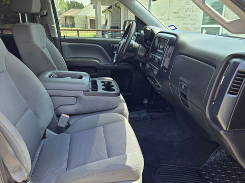 Used 2014 Chevrolet Silverado 1500 W/T w/ Trailering Package AWD/4WD image 5