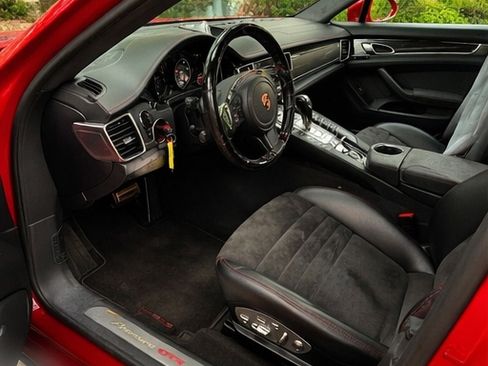 Used 2013 Porsche Panamera GTS AWD/4WD image 5