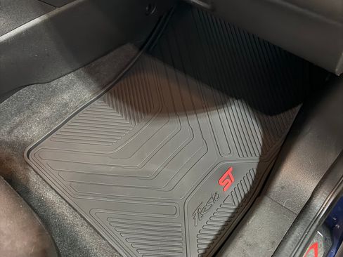 Used 2016 Ford Fiesta ST image 14