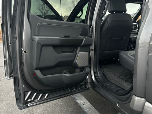 Used 2021 Ford F150 XLT w/ Equipment Group 302A High image 9