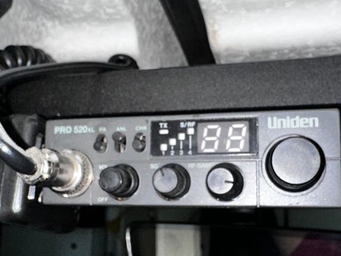 Used 2018 Jeep Wrangler Unlimited Sahara AWD/4WD image 11