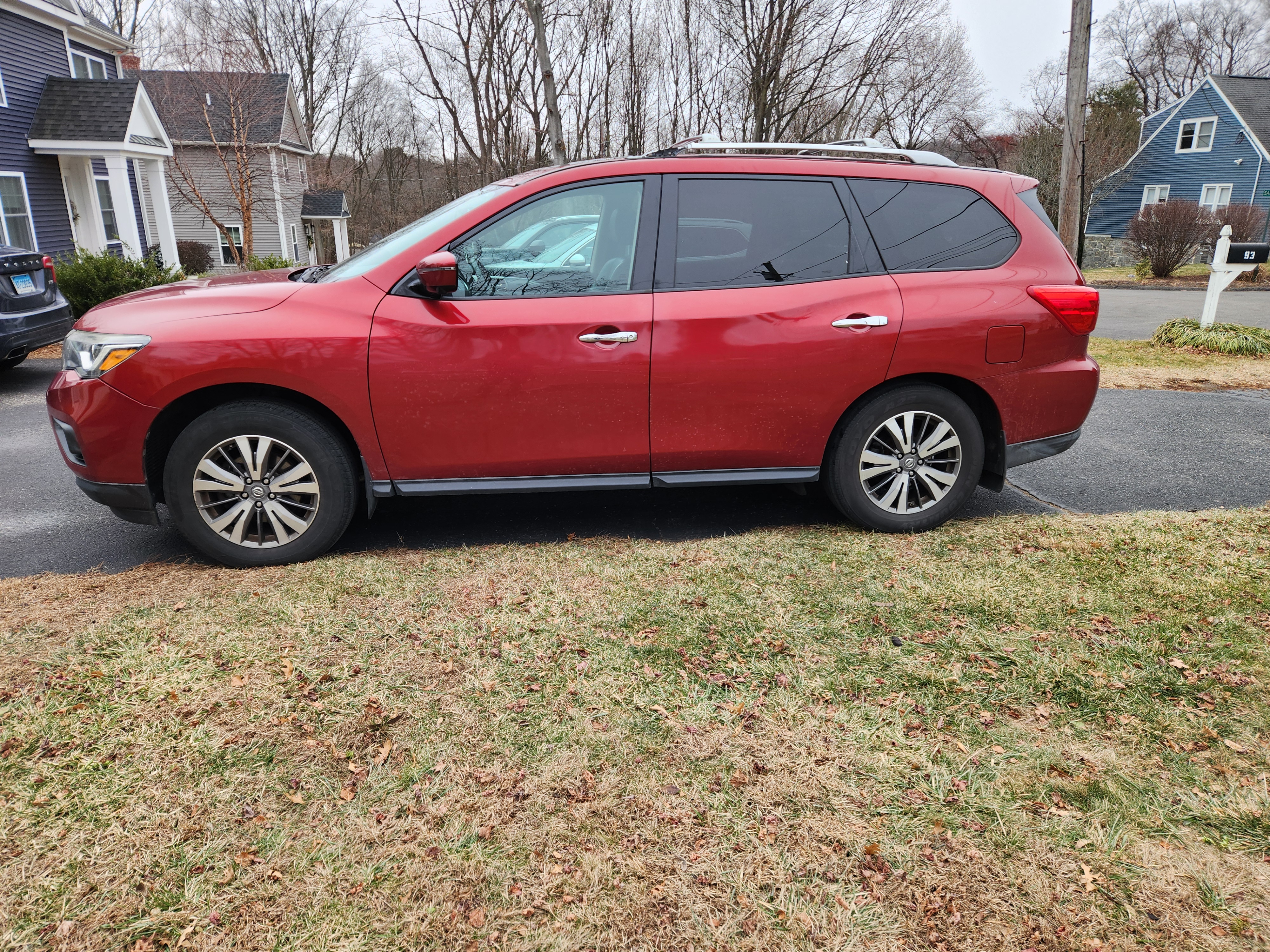 Used 2017 Nissan Pathfinder SL w/ SL Premium Package AWD/4WD image 6