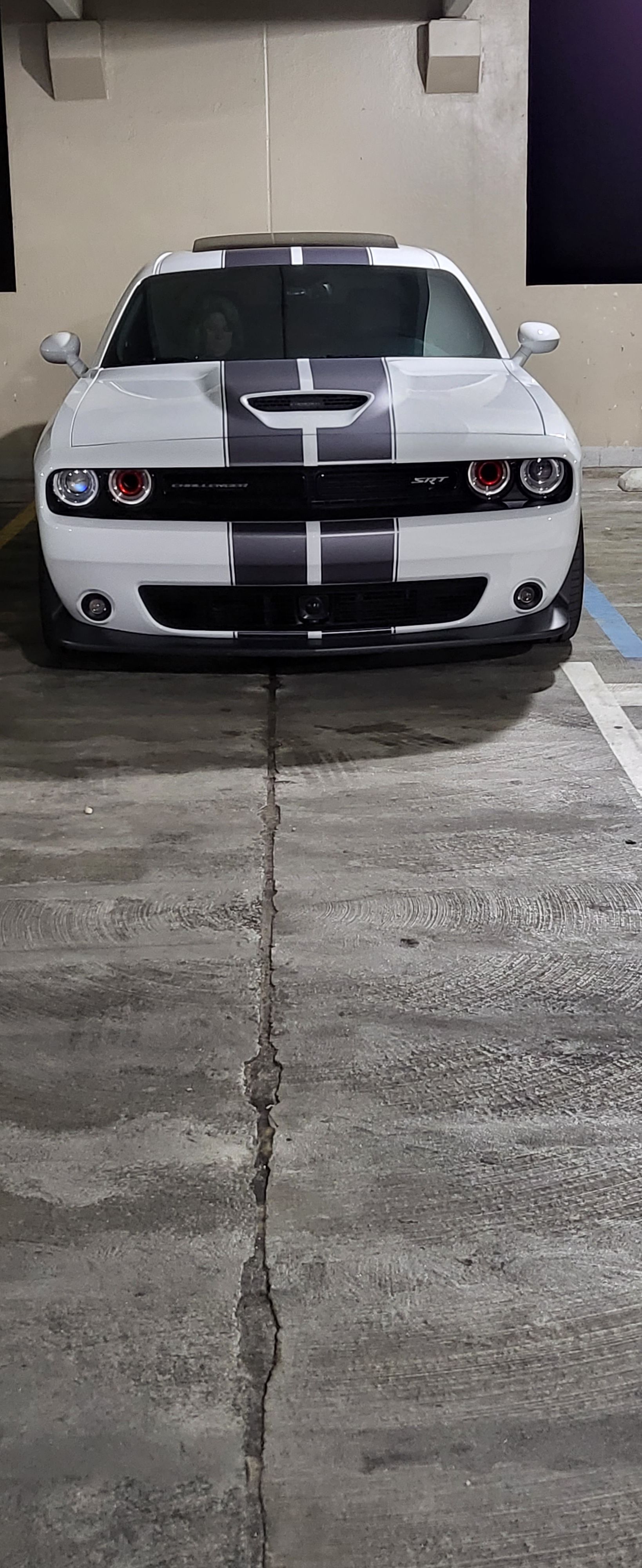 Used 2016 Dodge Challenger SRT w/ Technology Group RWD image 8