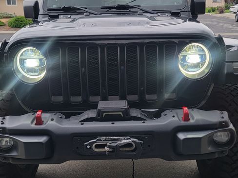 Used 2018 Jeep Wrangler Unlimited Rubicon image 14