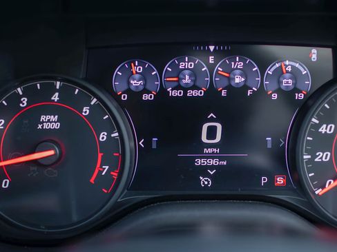 Used 2021 Chevrolet Camaro SS image 10