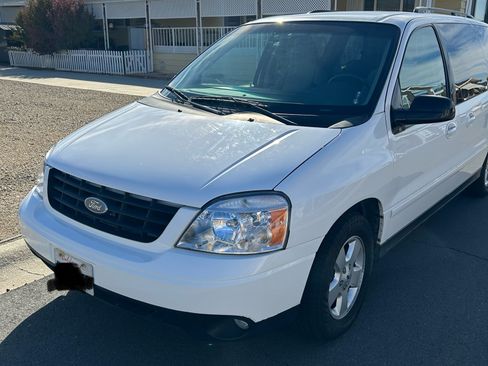 Used 2005 Ford Freestar SES image 4