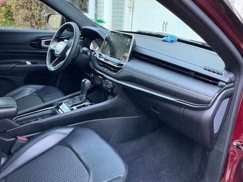 Used 2022 Jeep Compass Latitude image 5