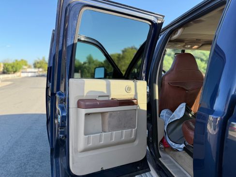 Used 2008 Ford F350 King Ranch image 19