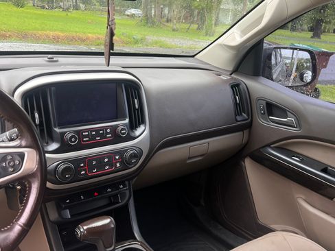 Used 2016 GMC Canyon SLE w/ SLE Convenience Package AWD/4WD image 16