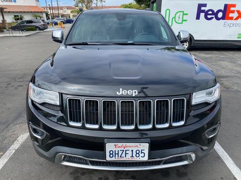 Used 2015 Jeep Grand Cherokee Limited w/ Luxury Group II image 4