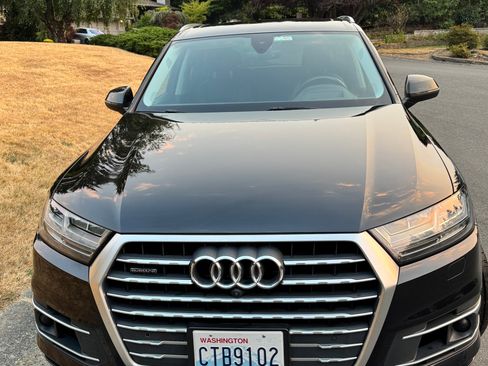 Used 2018 Audi Q7 3.0T Prestige AWD/4WD image 9