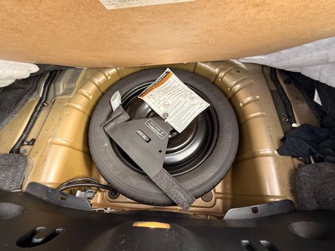 Used 2012 Ford Mustang Convertible RWD image 15