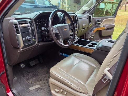 Used 2018 Chevrolet Silverado 1500 LTZ w/ Texas Edition image 10