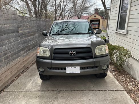 Used 2005 Toyota Tundra Limited image 4