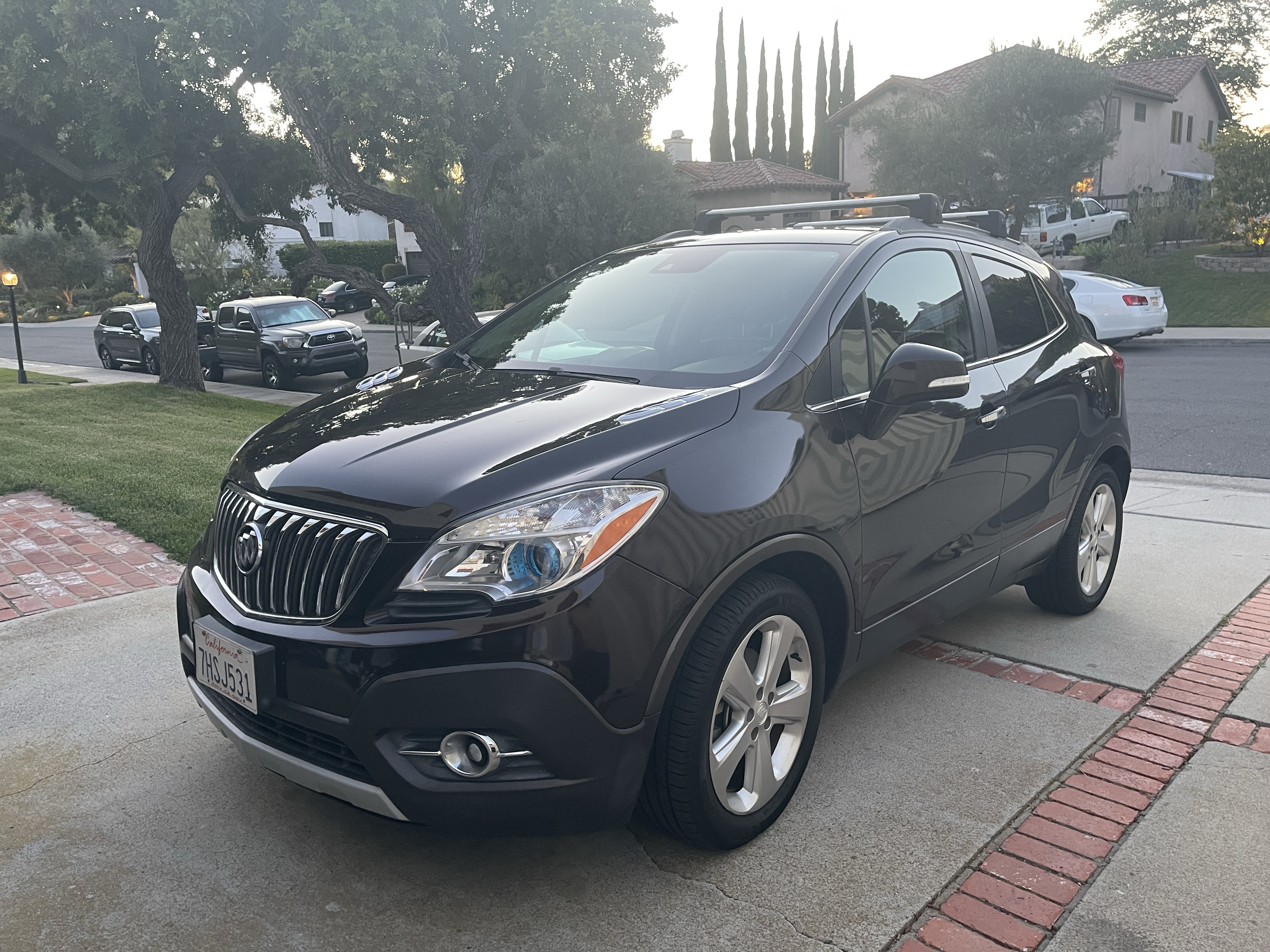 Used 2015 Buick Encore Premium FWD image 1