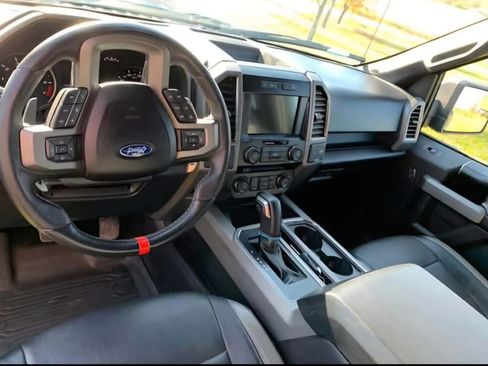 Used 2018 Ford F150 Raptor w/ Equipment Group 801A Mid image 4