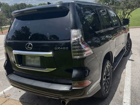 Used 2022 Lexus GX 460 Premium w/ Premium Package AWD/4WD image 9
