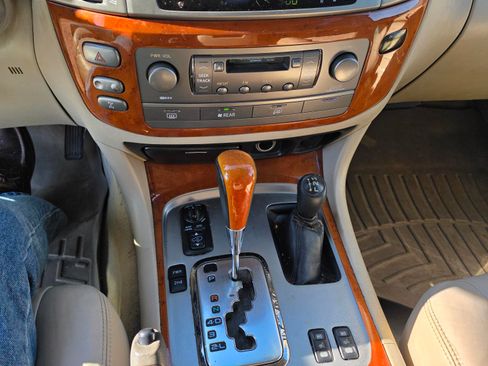 Used 2006 Lexus LX 470 470 Sport Utility 4D image 6