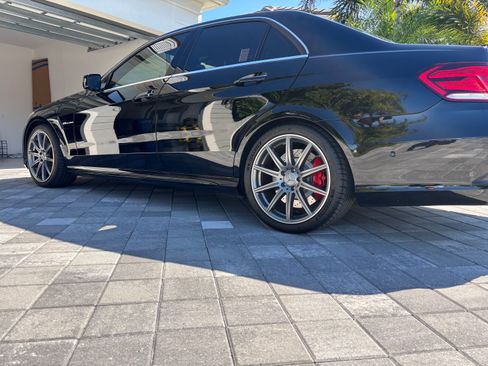 Used 2014 Mercedes-Benz E 63 AMG S-Model image 30