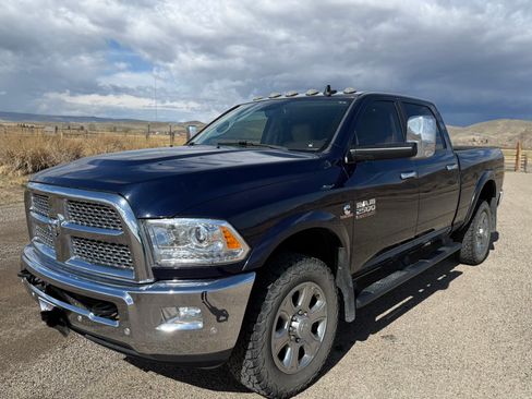 Used 2017 RAM 2500 Laramie image 2