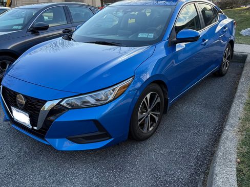 Used 2020 Nissan Sentra SV image 1