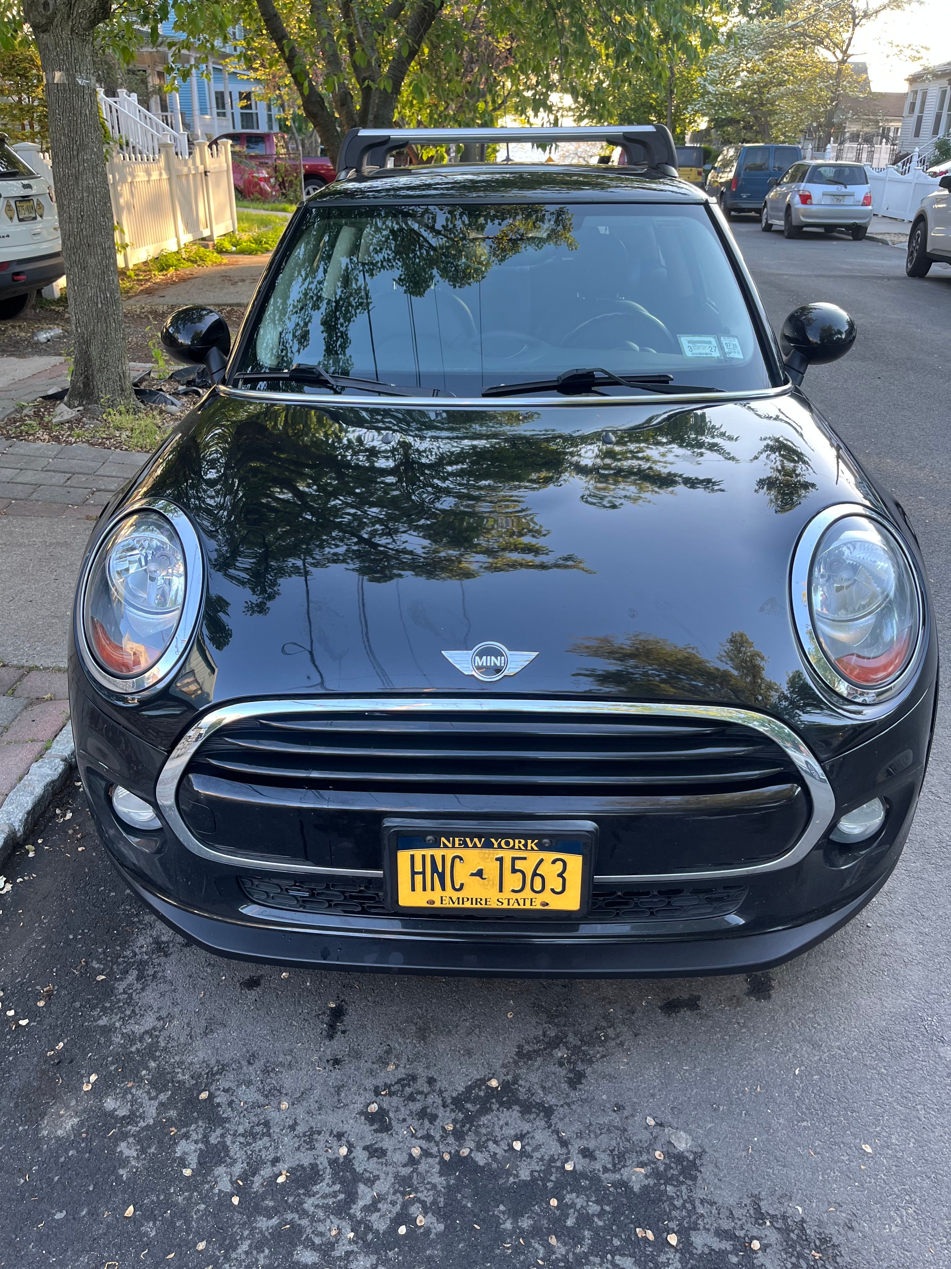 Used 2017 MINI Cooper 2-Door Hardtop FWD image 8