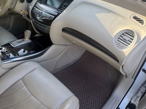 Used 2013 INFINITI JX35 AWD w/ Premium Pkg image 10