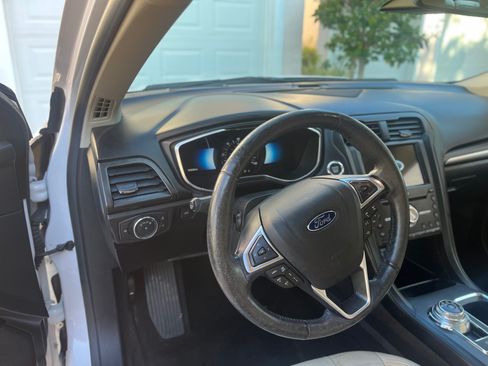 Used 2017 Ford Fusion Energi Titanium image 17