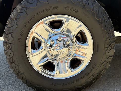 Used 2017 RAM 2500 Tradesman w/ Chrome Appearance Group AWD/4WD image 29