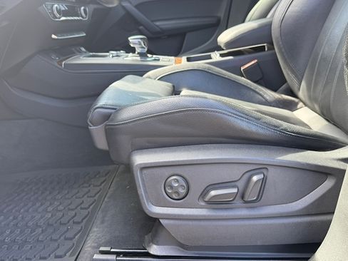 Used 2018 Audi Q5 Prestige AWD/4WD image 10