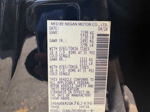 Used 2016 Nissan Frontier SV image 17